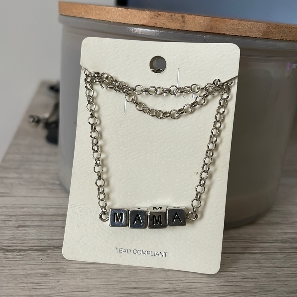 Mama necklace